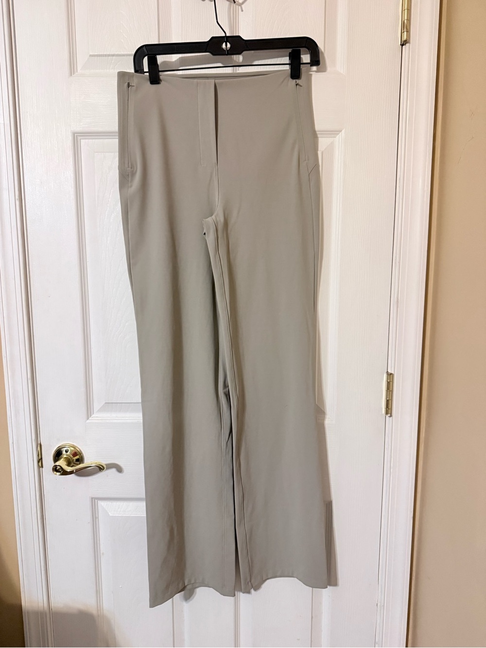 lululemon athletica Women's Boot-Cut Pants in Light tan. New without tags.